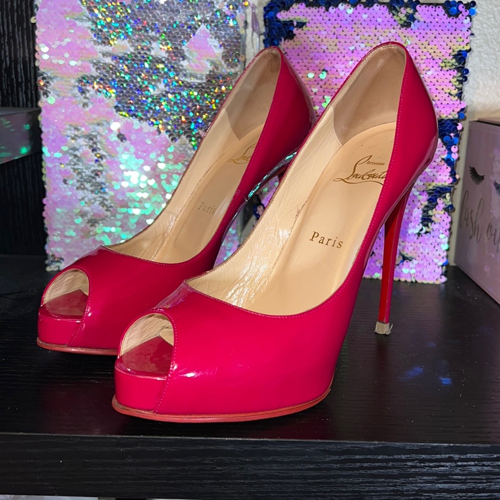 Christian Louboutin new very prive